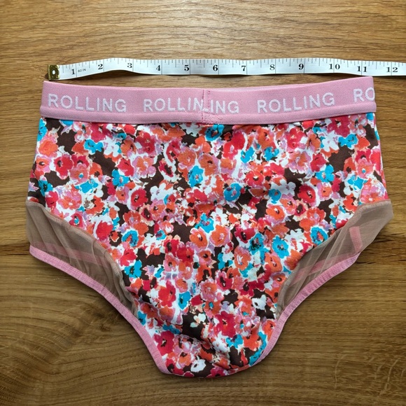 EUC Rolling Pole Shorts - Pink Floral - Size S - Picture 3 of 5